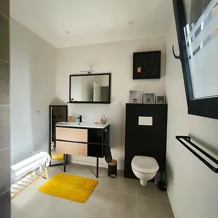 Maison Cube De *